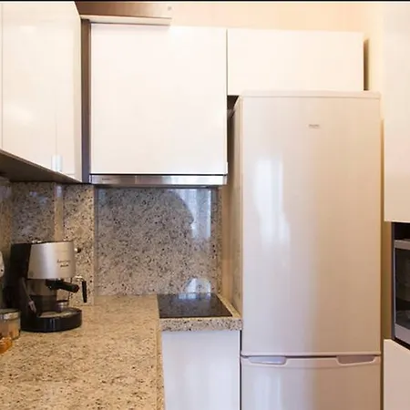 Apartament Stylish Near Center